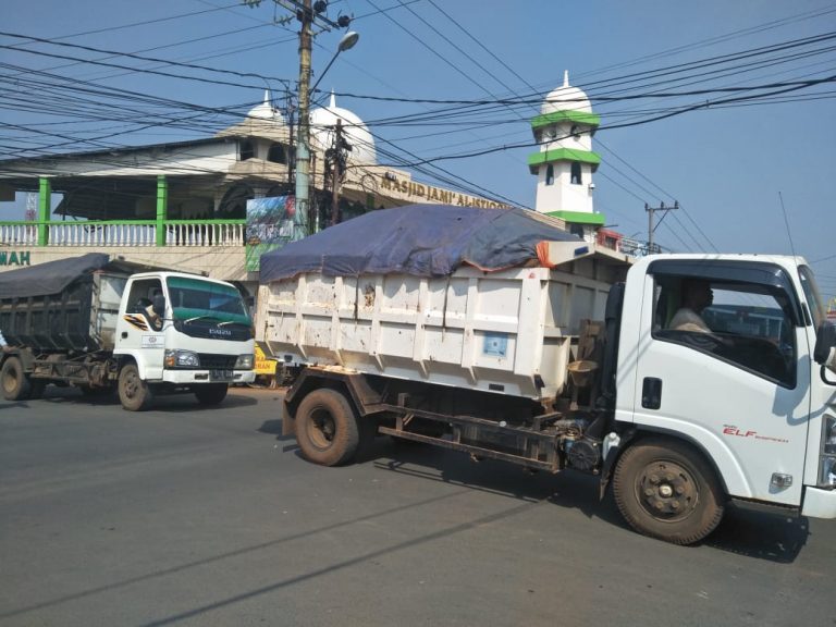 Resahkan Warga, Wali Kota Depok Minta Aktifitas Truk Galian Tanah di Hentikan