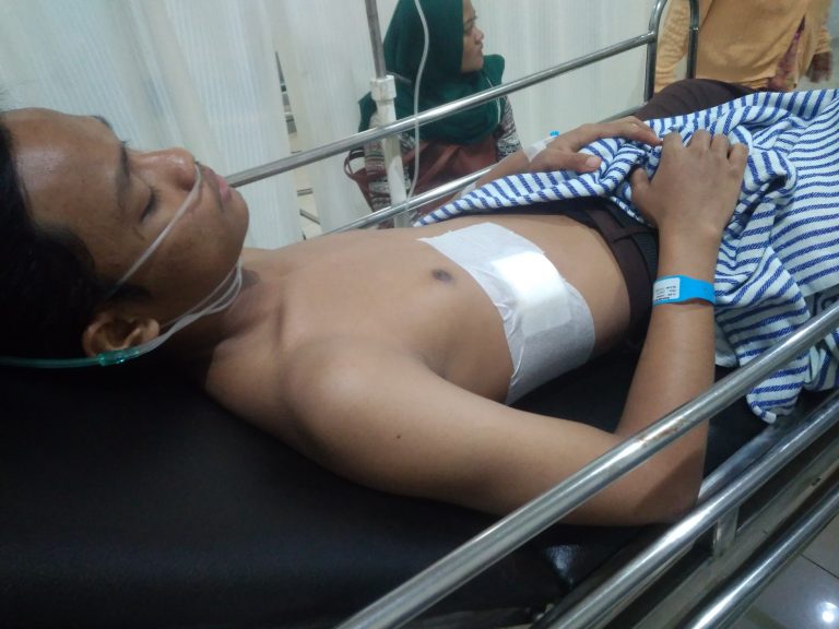 Dicegat di Tengah Jalan, Satu Pelajar SMP Kena Sabetan Celurit 