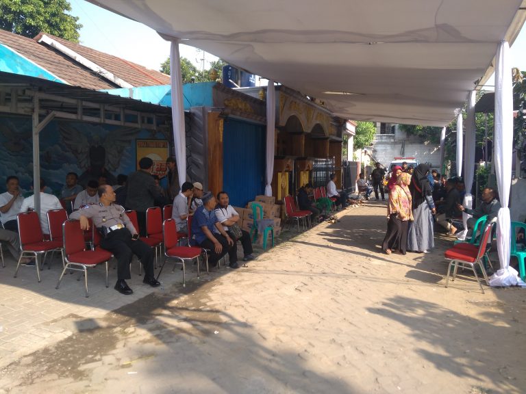 Suasana Duka Selimut Rumah Almarhum Bripka Rahmat Efendi 