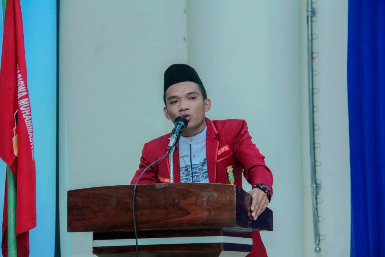 IMG-20190803-WA0000 Ketua Umum DPD IMM NTB Miftahul Khair saat sambutan dalam kegiatan IMM di IMM Cabang Kota Mataram