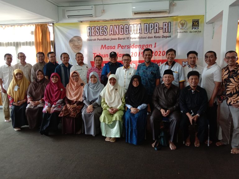 Teror Ular di Kota Depok, Nur Azizah Tahmid Minta Para RT dan RW Beri Pemahaman Kepada Masyarakat