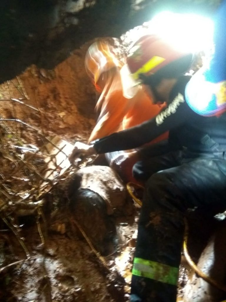 Akibat Banjir dan Tanah Longsor, Tiga Warga Meninggal Empat Luka-luka