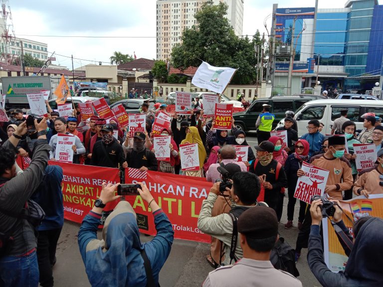 Ratusan Masyarakat Tergabung ACN Tolak LGBT