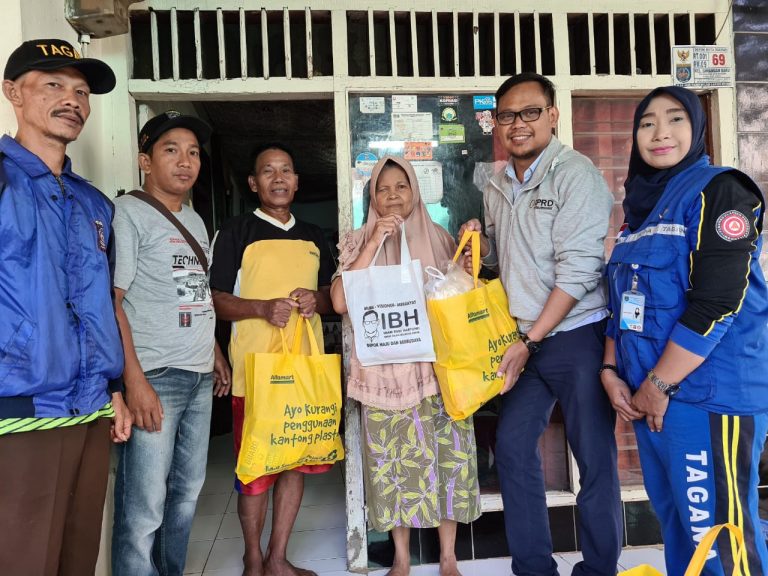 IBH Kunjungi Rumah Yang Hampir Roboh Disawangan