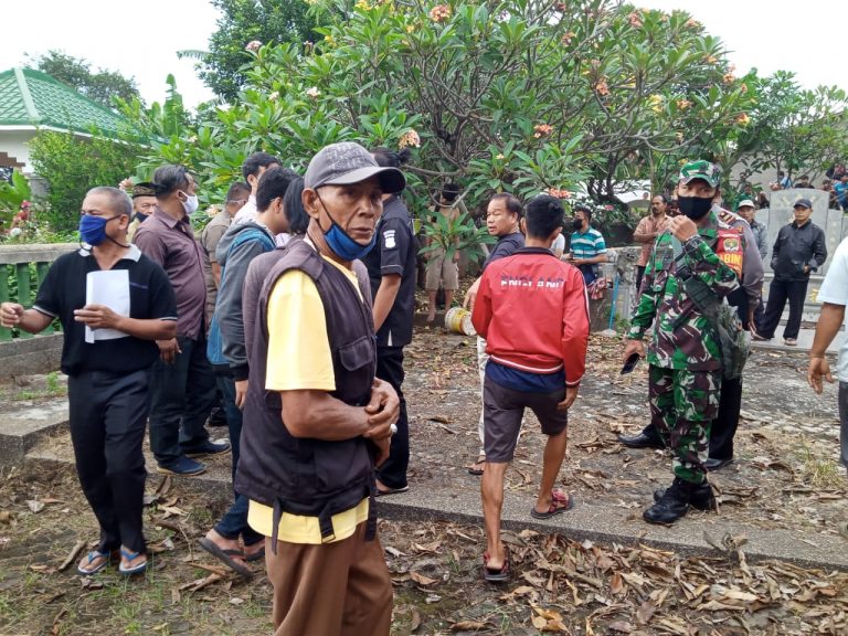 Pria Asal Cimanggis Ini Gantung Diri di Pohon Kamboja
