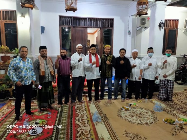 Imam Budi Hartono Silaturahim Dengan Masyarakat Bima Kota Depok
