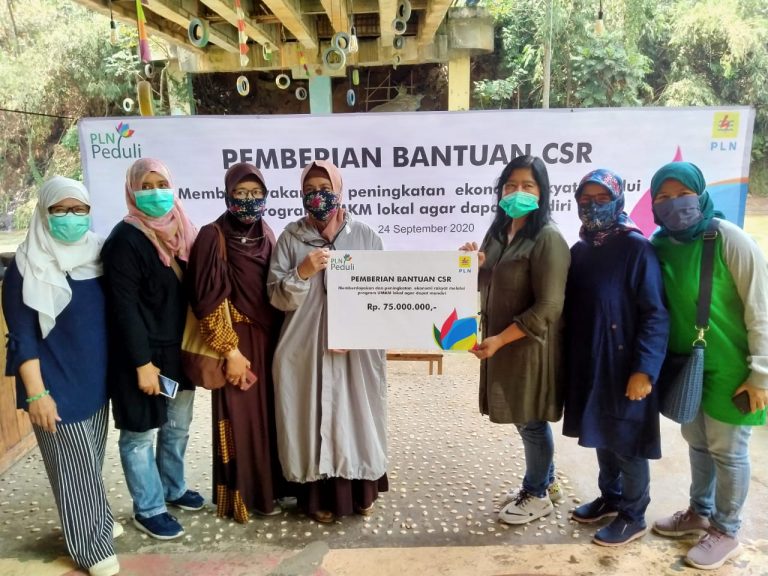 PLN Peduli Salurkan 75 Juta untuk Pengembangan UMKM Tirtajaya