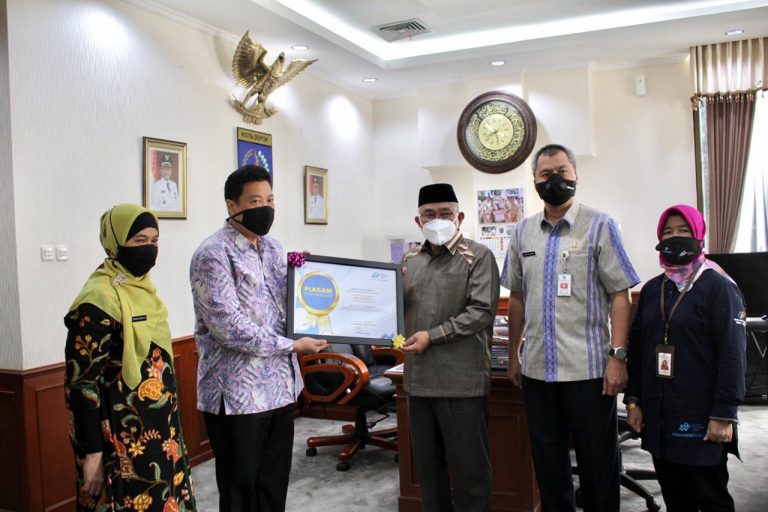 Pemkot Depok Terima Penghargaan Capaian Response Rate dari BPS RI