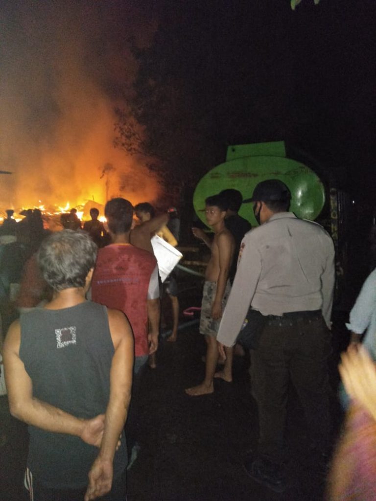 Diduga Korsleting Listrik, Ini Kronologi Terbakarnya Rumah Warga di Koltim.