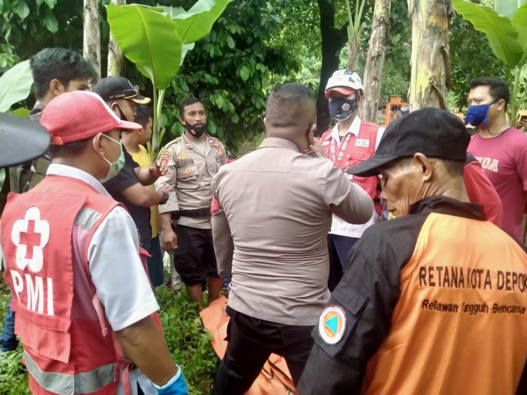 Terbawa Arus Pintu Air Citayam, Seorang Remaja Ditemukan Tewas di Sekitar Jembatan Biru Cipayung