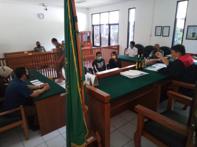 Tiga Warga Yang  Jual Miras Jalani Sidang Tipiring