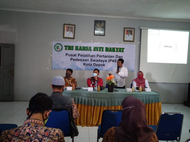 Kelurahan Mekarjaya Gelar Pelatihan Mengolah Sampah dengan Teknologi Eco Enzyme
