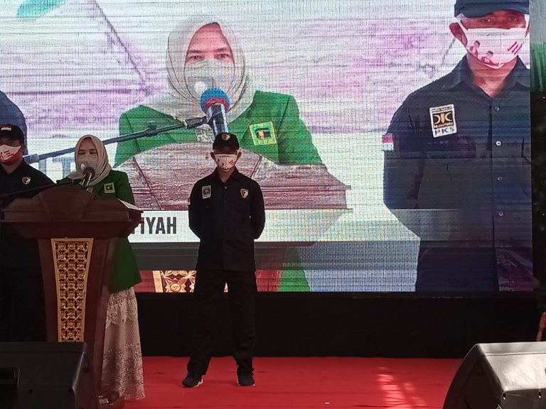 PPP Beri Reward  Kader dan Tokoh Masyarakat Yang Berjuang Menangkan Idris-Imam