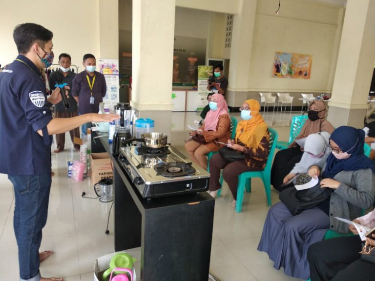 Komunitas Jawara Dampingi Warga Krukut Dalam Pelatihan Kewirausahawan