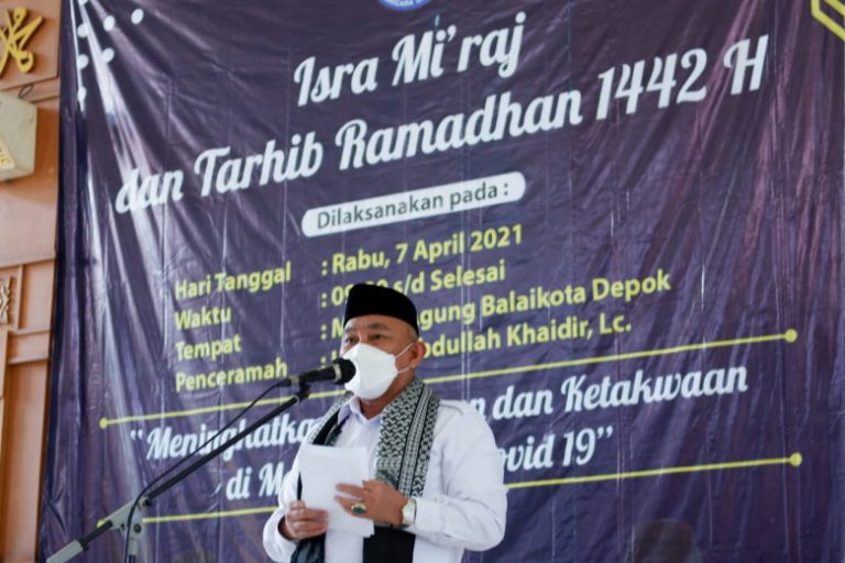 Patuhi Protokol Kesehatan, Pemkot Depok Izinkan Tarawih di Masjid