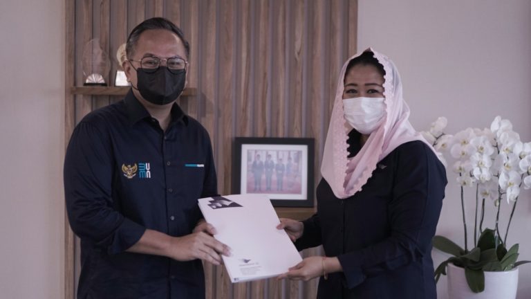 Yenny Wahid Nyatakan Mundur dari Komisaris Garuda