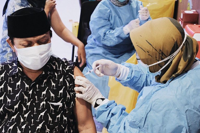 Dukung Penangan Covid-19, PDAM Depok Gelar Vaksinasi Tahap Ke Dua Bagi Karyawan