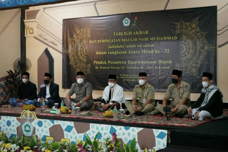 Dimomen Perigatan Maulid Nabi, Wali Kota Depok Ingatkan Prokes