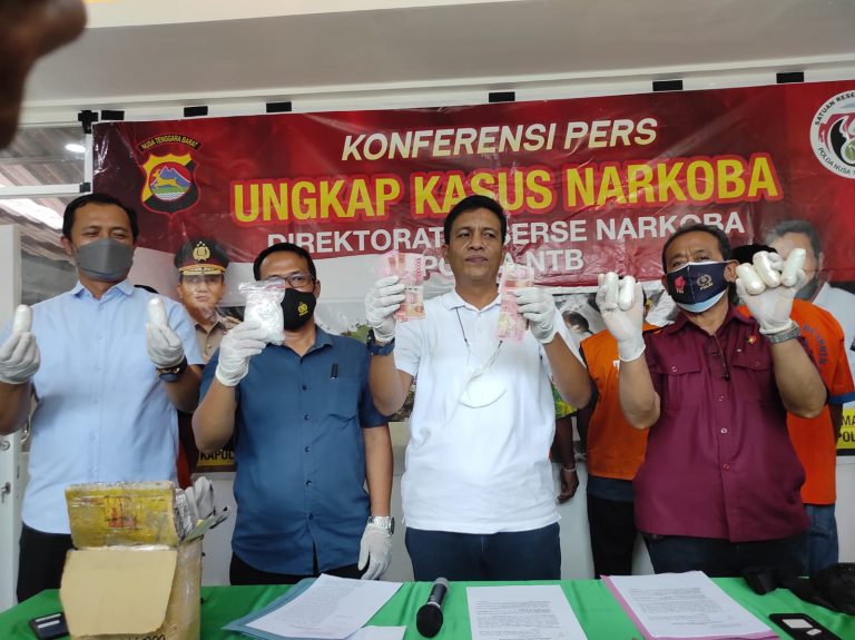 Polda NTB Bongkar Penyelundupan 1 Kilogram Sabu di NTB