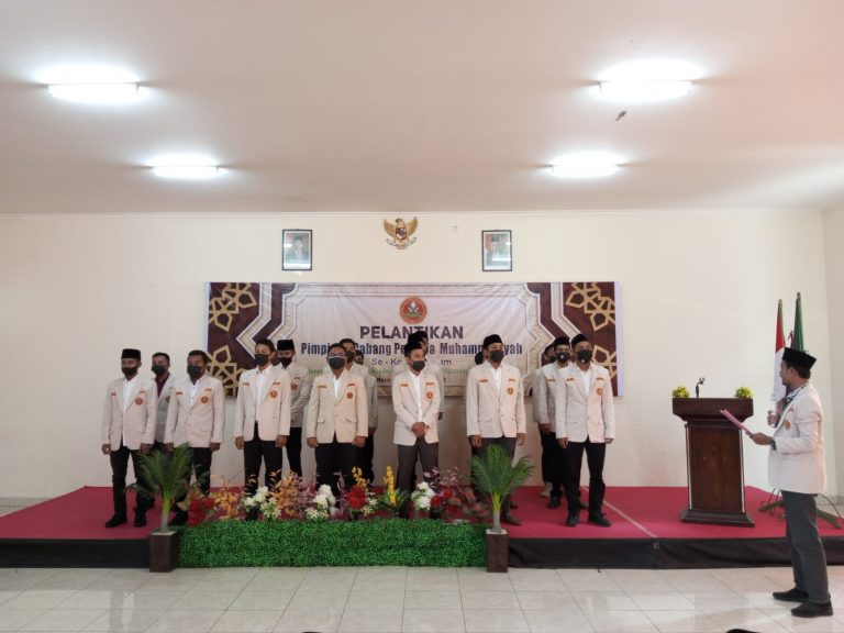 Lantik Tujuh PC, Ketua Pemuda Muhamadiyah Mataram Serukan Kader Tampil di Momen Politik
