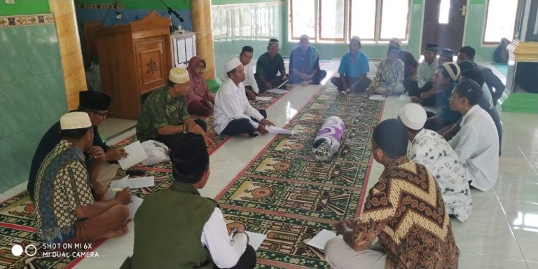 Tingkat Kemampuan, 80 Orang Perwakilan Masjid se Kecamatan Sambi Rampas Dilatih Memandikan Jenazah