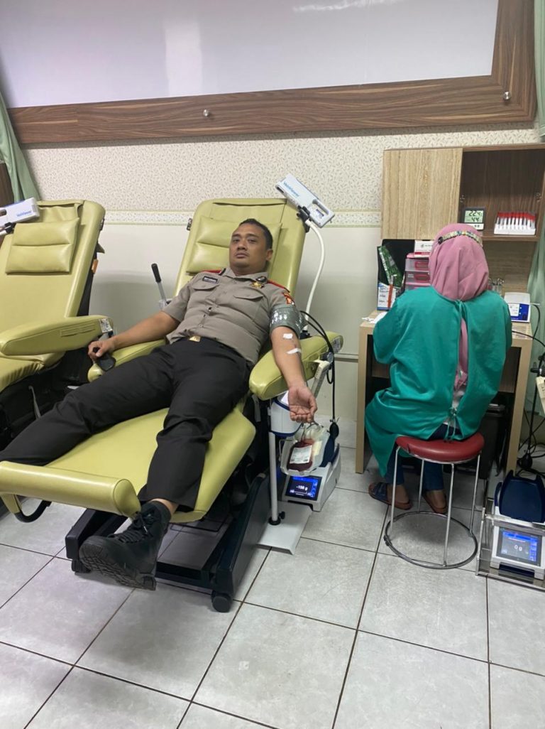 Asah Kemampuan Dalam Hal Mengayomi Masyarakat, Peserta Sespimen Polri Gelar Aksi Sosial di Jember