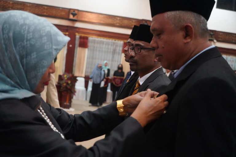 Perjuangan Panjang Membuahkan Hasil, Kini Kecamatan Wera (Bima Timur) Punya Wakil Setelah Sukrin HT Dilantik