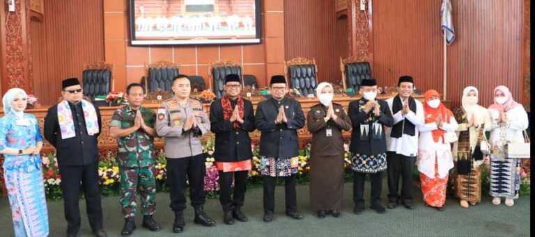 Hut Ke-23, Tujuh Anggota DPRD Kota Depok Raih Badan Kehormatan Awards 2022