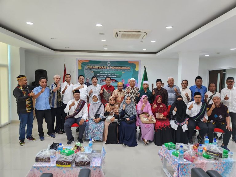 Ikra Nusantara Lombok Resmi Dilantik, DR Gazali: Kita Harus Duduk Sama Rendah dan Berdiri Sama Tinggi.