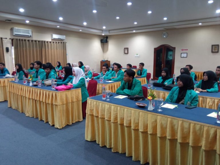 Mahasiswa Pendidikan Bahasa Inggris UNIQHBA Laksanakan Studi industri di Jayakarta Hotel