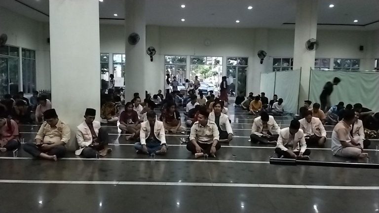 Pemuda Muhammadiyah Kota Mataram Gelar Pengajian Ramadhan,Bahas Insan Paripurna Hingga Kriteria Memilihi Pasangan