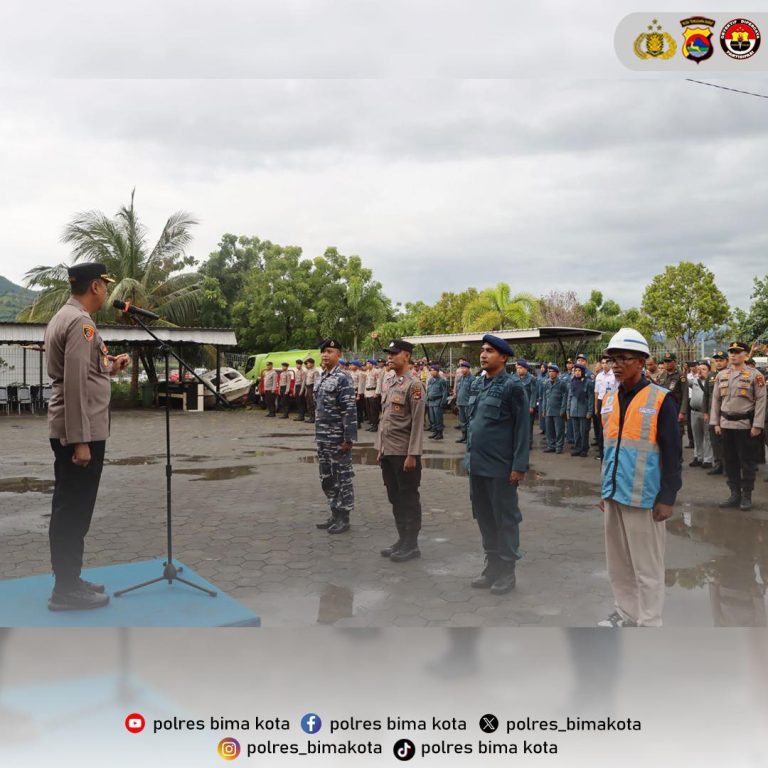 Sinergi dan Kesiapan Maksimal: Polres Bima Kota Gelar Apel Pembukaan Posko Angkutan Laut Lebaran