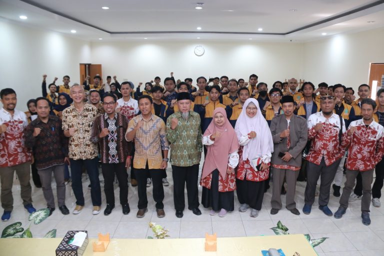 Perkuat Cabang dan Ranting, UMMAT Lepas Mahasiswa KKN Pengembangan Persyarikatan