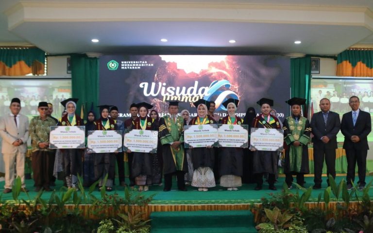 UMMAT Gelar Wisuda ke-60, Enam Lulusan Berprestasi Raih Penghargaan