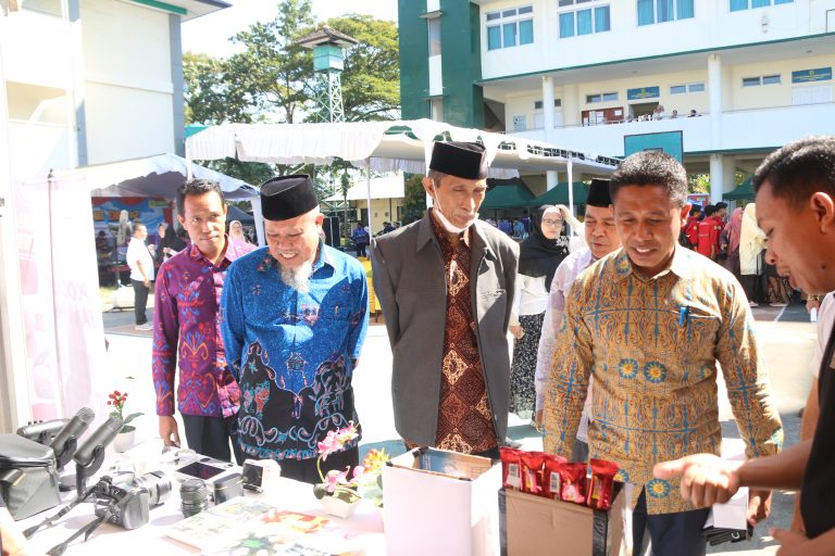 WR 3 UMMAT: Expo 2025 Wadah Asah Kreativitas Mahasiswa, Jawab Pengangguran di NTB