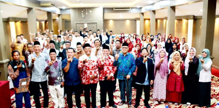 Perkuat Nilai Islami Pegawai, LP3IK UMMAT Gelar Baitul Arqam serta Service Excellent