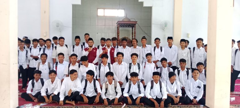 Generasi Z Beradab: STKIP Taman Siswa Bima Hadirkan Inovasi dalam Bimtaq VI