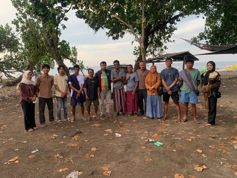 Enam Hari Mengapung di Laut: Pertarungan Hidup dan Mati di Selat Karimata