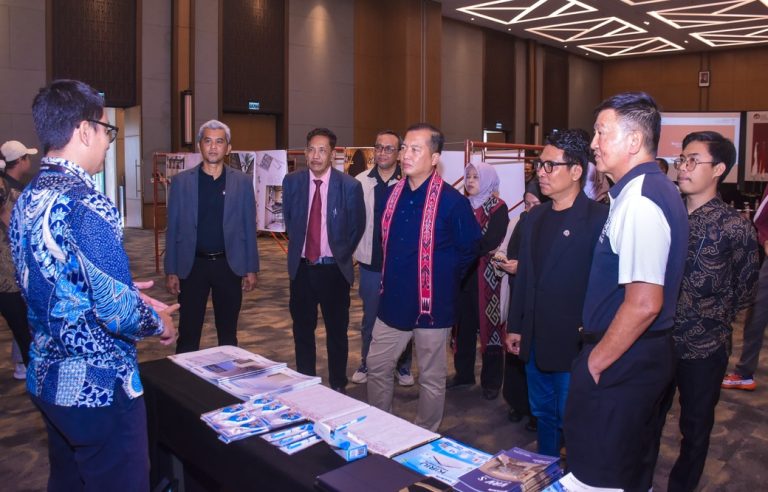 Gubernur NTB Dorong Lahirnya Arsitektur Khas Sasambo pada Musprov IAI NTB
