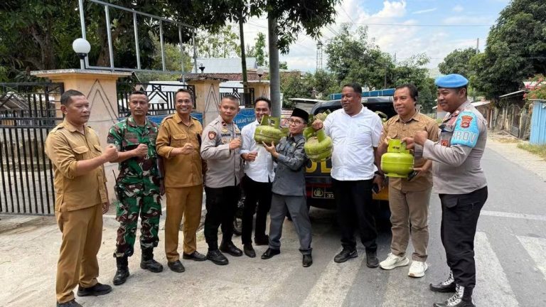 DPRD dan Pemda Dompu Sidak Pangkalan LPG 3 Kg, Ancam Cabut Izin Pangkalan Nakal