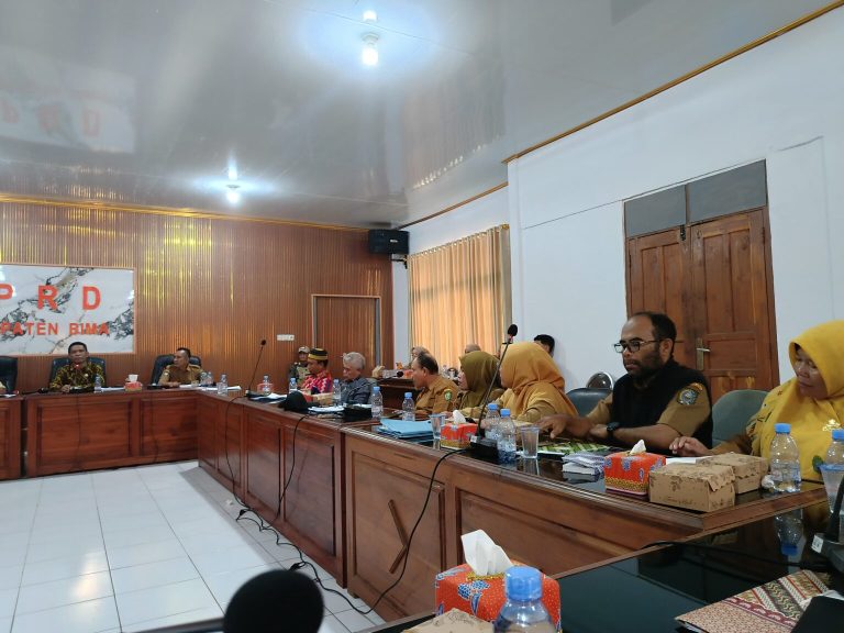 Puskesmas Soromandi Imbau Skrining Kesehatan Relawan SPPG