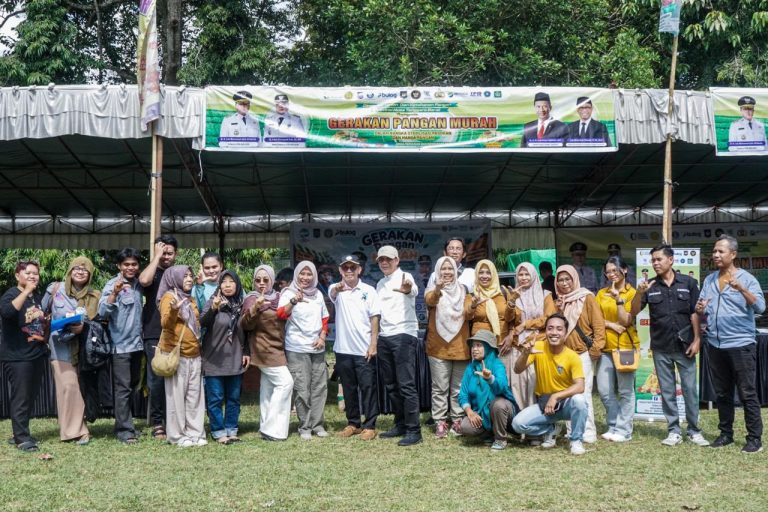 Gerakan Pangan Murah Hadir di Desa Pakuan, Warga Serbu Bahan Pokok Bersubsidi