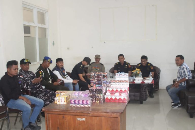 Ratusan Bungkus Rokok Ilegal Disita dalam Operasi Gabungan di Kota Bima