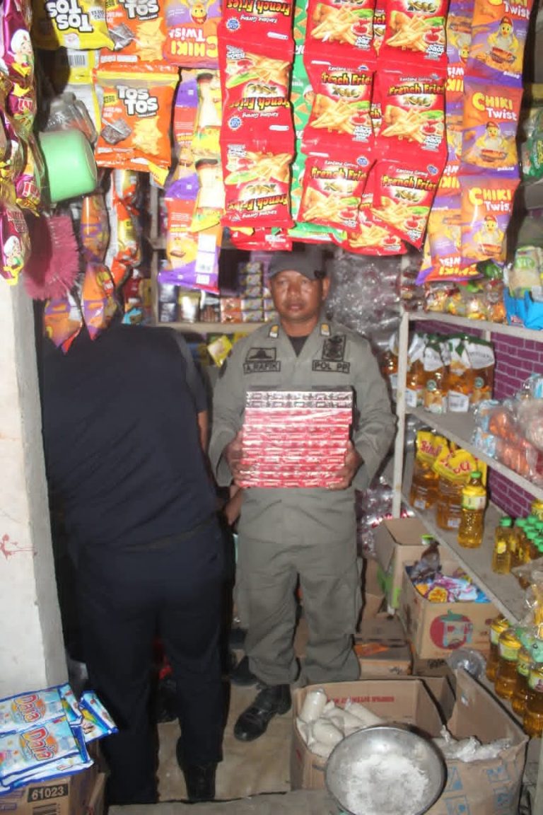 Satpol PP Kota Bima Ingatkan Pedagang, Penjual Rokok Ilegal Terancam Penjara