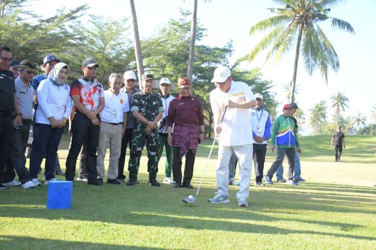 KLU Buka Pertandingan Golf Porprov NTB XII, Bupati Dorong Sire Beach Jadi Venue PON 2028