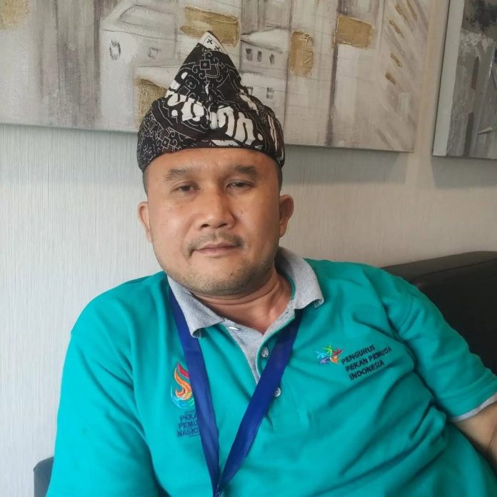natalis-situmorang-pakar-lingkungan-dari-universitas-sahid-usahid-oQ605