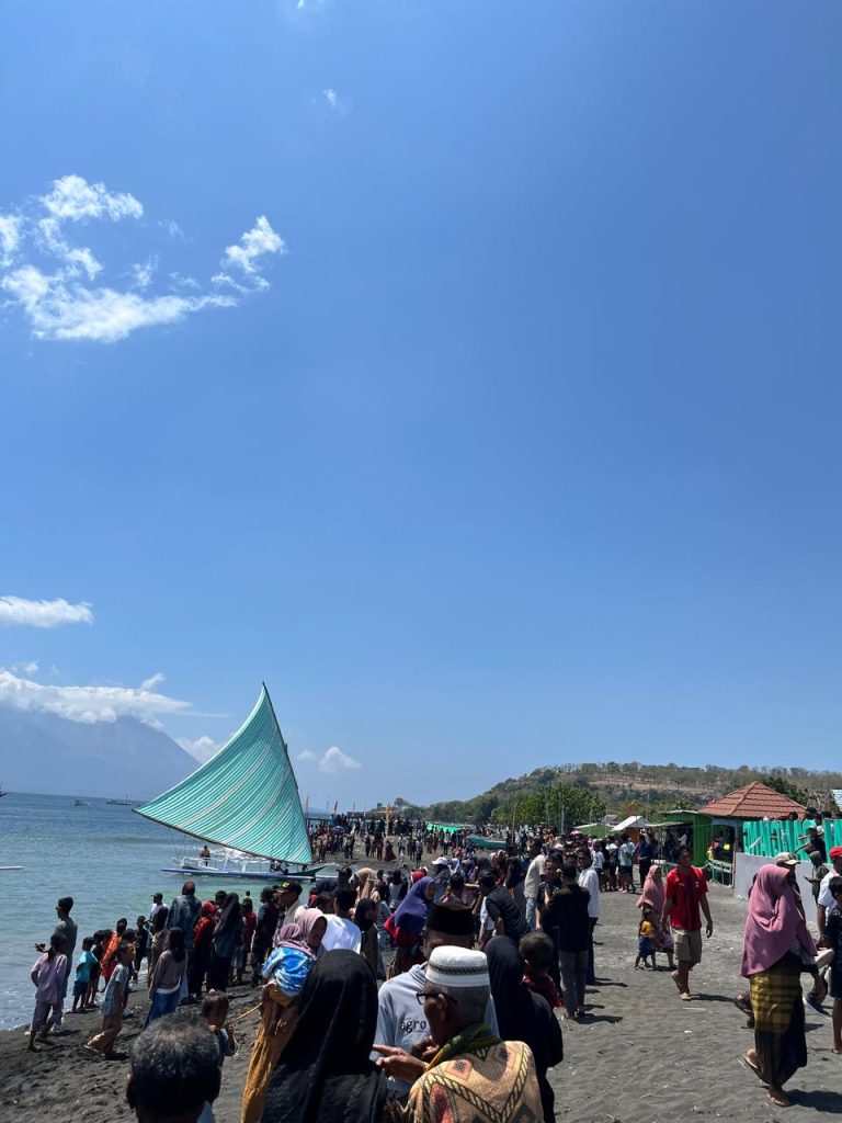 Festival Sangiang Api Resmi Dibuka, Bidik KEN 2027 Lewat Pesona Sampan Layar dan Budaya Pesisir