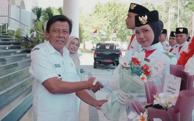 Bupati Sumbawa Barat Sambut Kepulangan Paskibraka Nasional dan Provinsi NTB