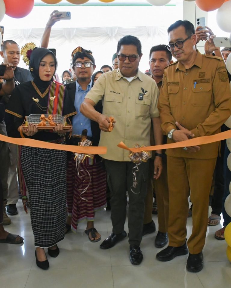 Puskesmas Sakra Timur Senilai Rp12 Miliar Diresmikan, Bupati Minta Pelayanan Tak Berbelit